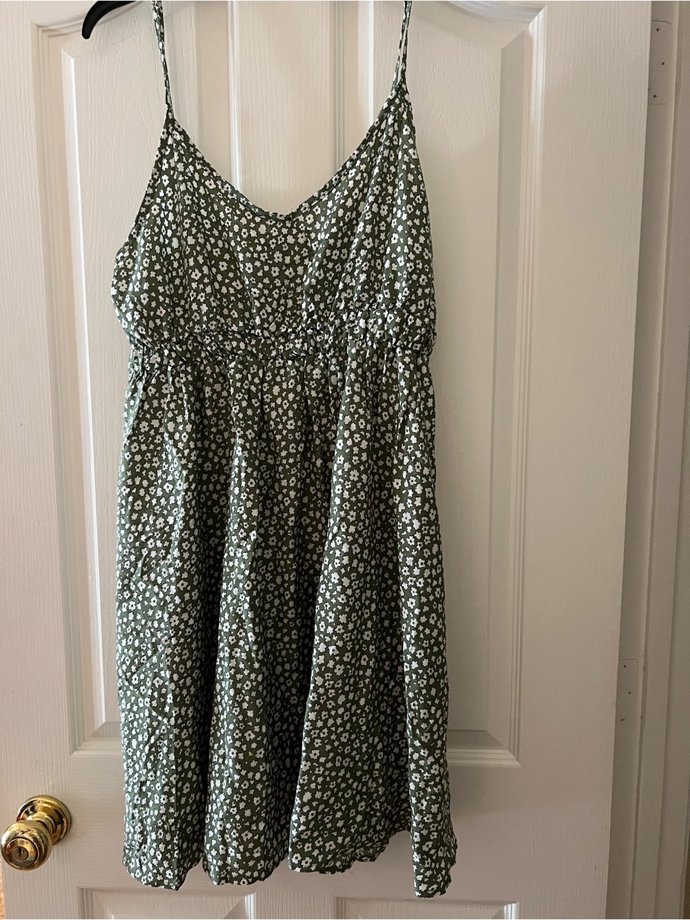 SHEIN Olive Green Floral Spaghetti-Strap Sundress